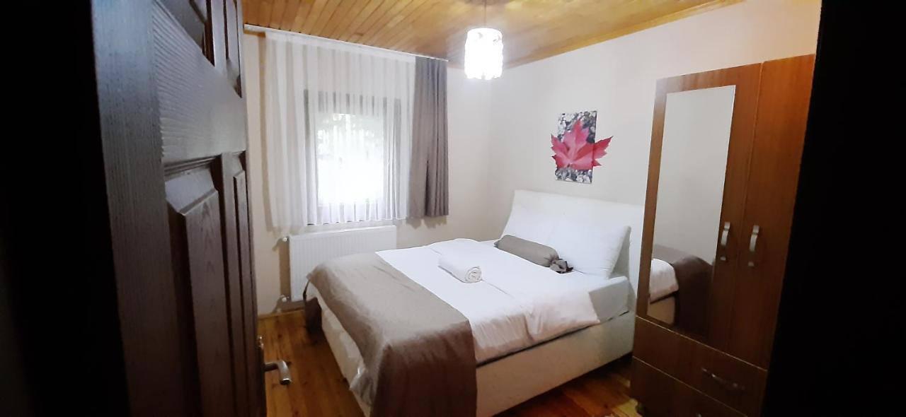 Apartment Haros *