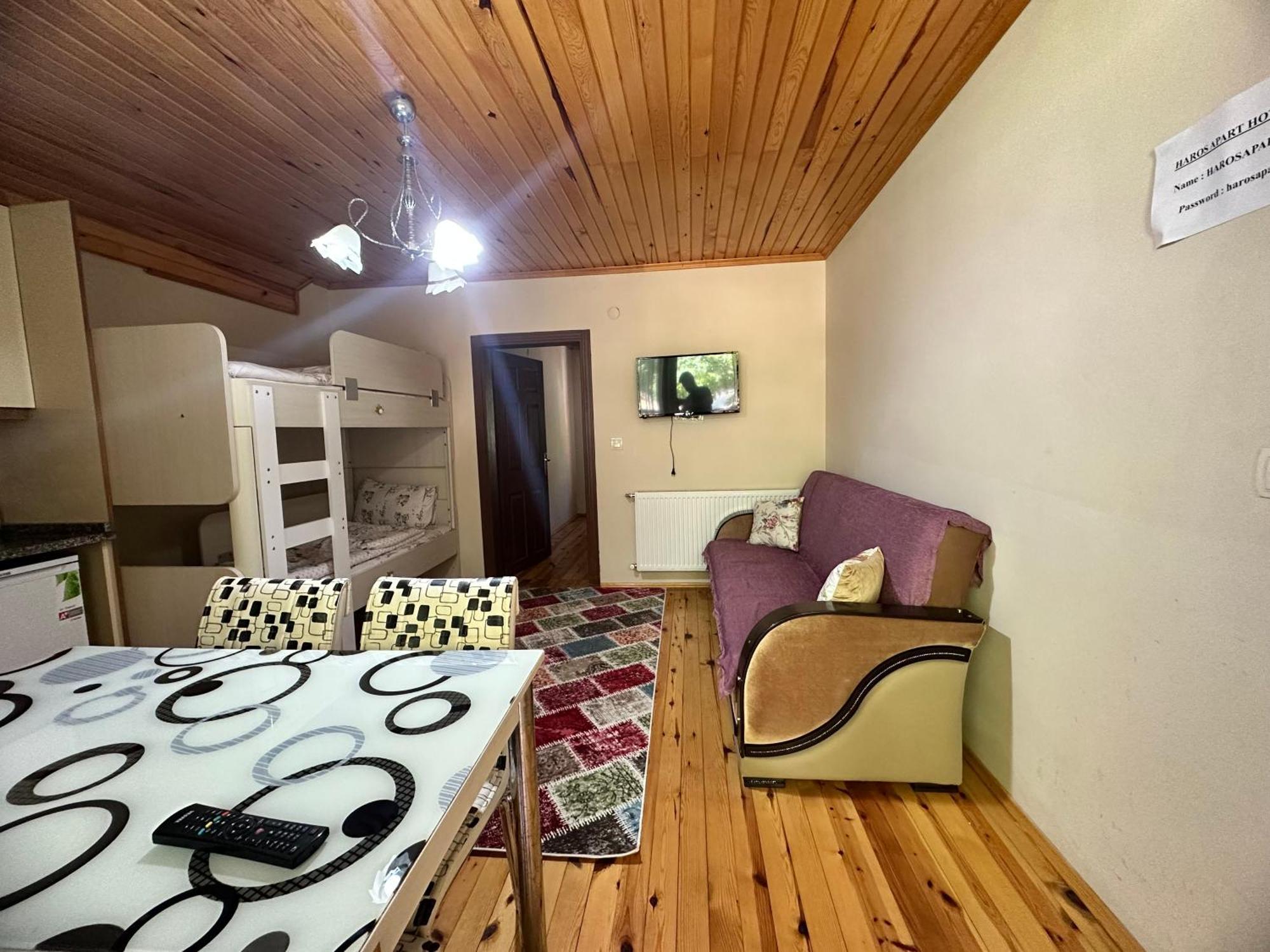 Haros Apartment